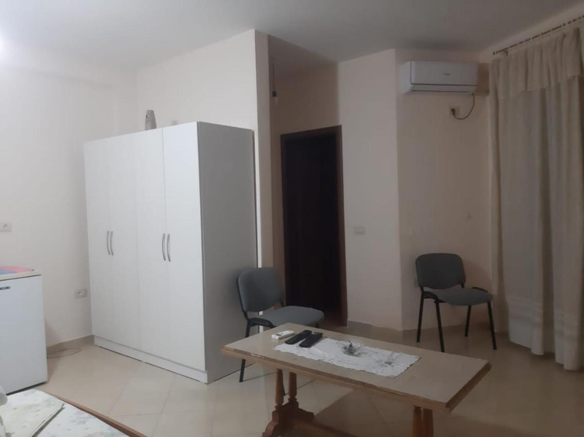 Grazioso Apartamento Arredato A Due Passi Dal Lungomare Vlorë Eksteriør billede